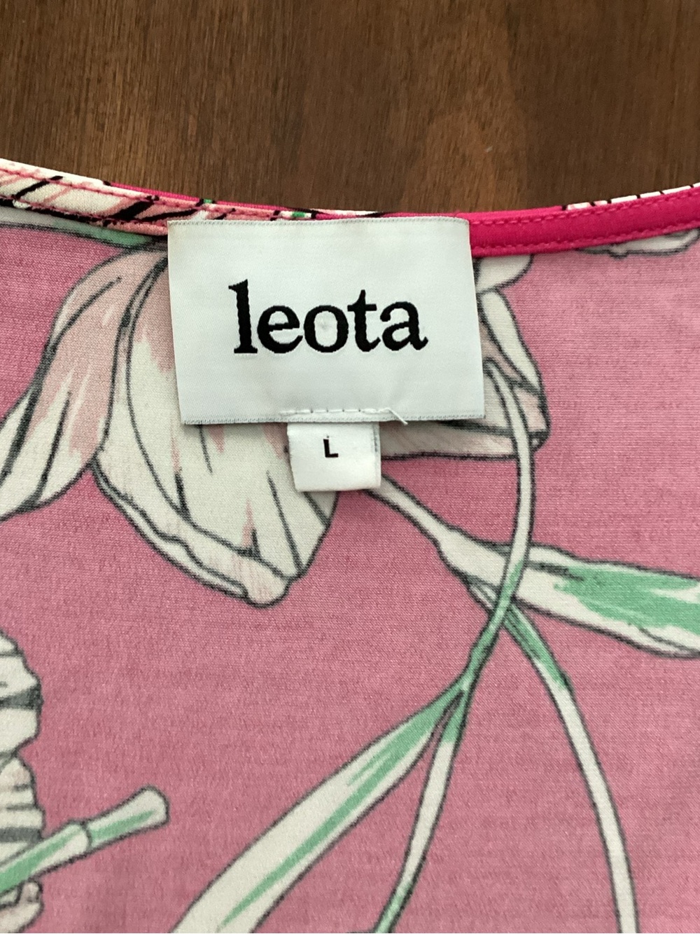 Leota Ladies Pink Floral V-Neck Dress Size L - Picture 13 of 13